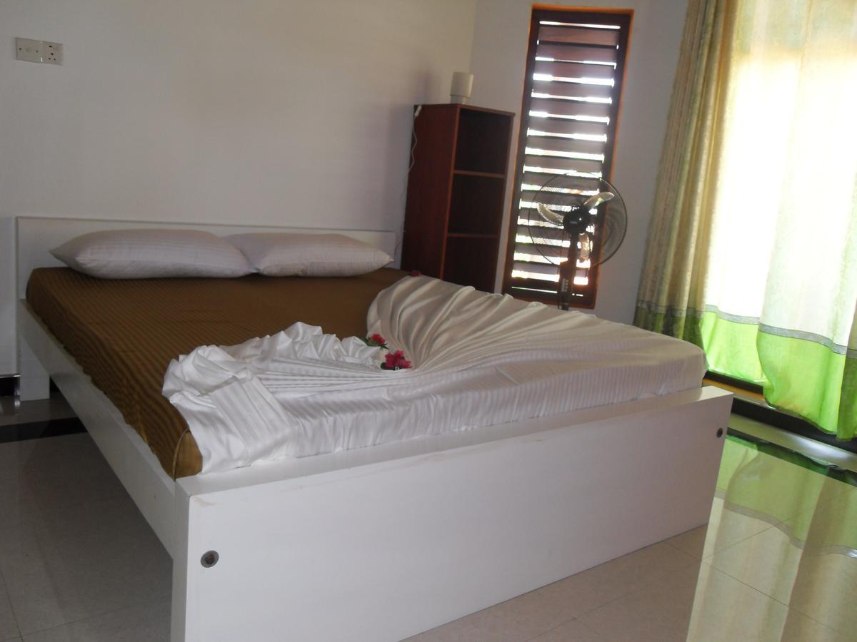 Bee Nest Bed & Breakfast Negombo Ngoại thất bức ảnh