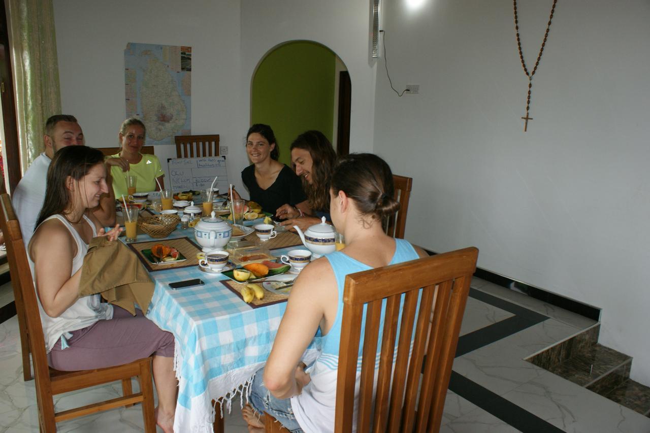 Bee Nest Bed & Breakfast Negombo Ngoại thất bức ảnh