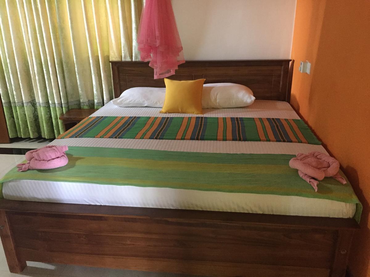 Bee Nest Bed & Breakfast Negombo Ngoại thất bức ảnh